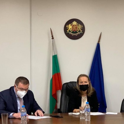 Здравният министър от Пловдив: Разчитайте на мен, но не одобрявам липсата на човечност