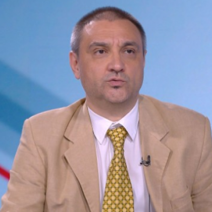 С нови мерки ще се удължи агонията с поне 2-3 месеца