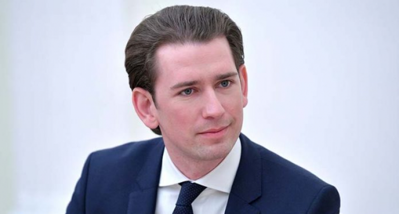 Евролидер призна: Ще трябва да живеем с масивни ограничения