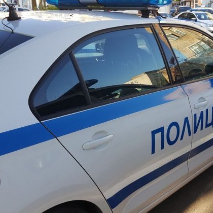 Роднини се скараха в Пловдив, мъж потроши цялата покъщнина!