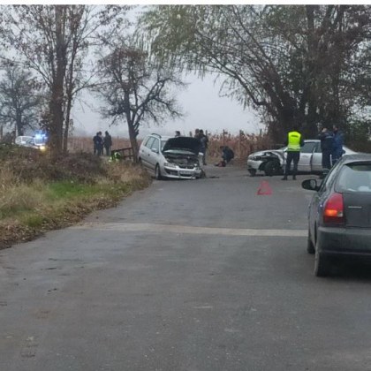 Катастрофа край Пловдив, трима души са откарани в болница
