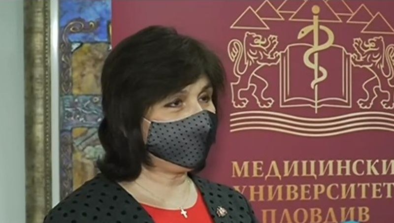 След ваксинирането ще се върнем ли към нормалността на живота ни?