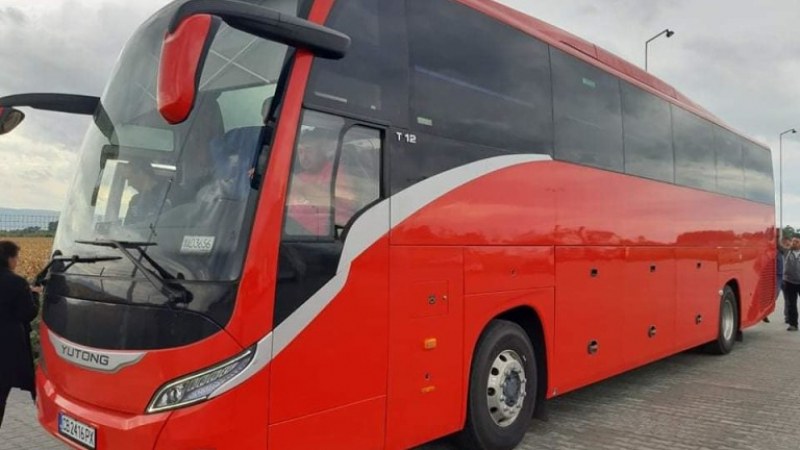ЦСКА отвя Ботев, но... новият автобус на червените се запали в Пловдив