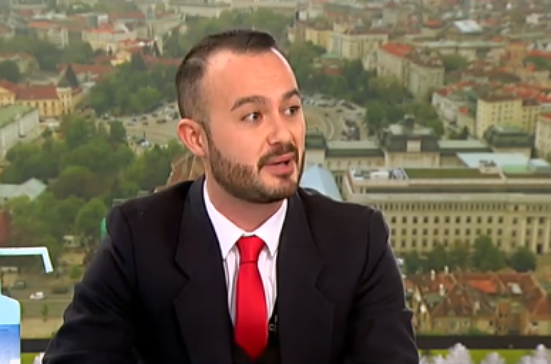 Математик:  50% е нерегистрираната смъртност от COVID–19 у нас ВИДЕО