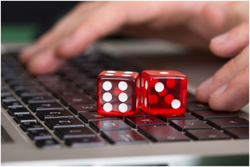 Как да започна да играя онлайн казино игри като 20 и 40 супер хот