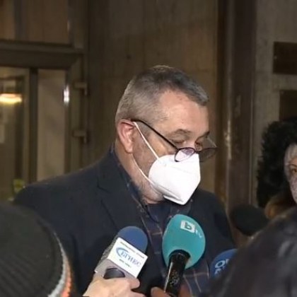 Колко лица от работещите на първа линия ще се ваксинират у нас? ВИДЕО