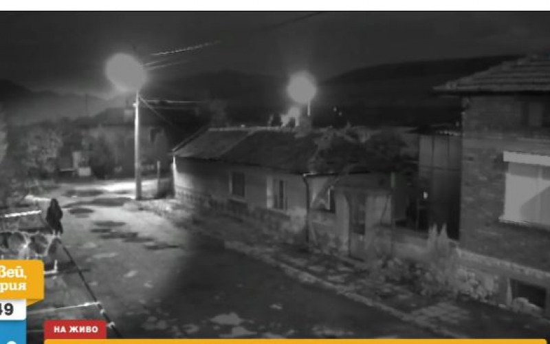 Жители на пловдивско село погнаха учителка, обвиниха я във вещерство  ВИДЕО