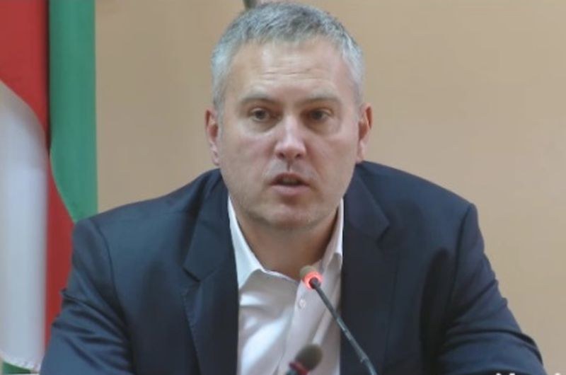Пред големите магазини да има полиция!