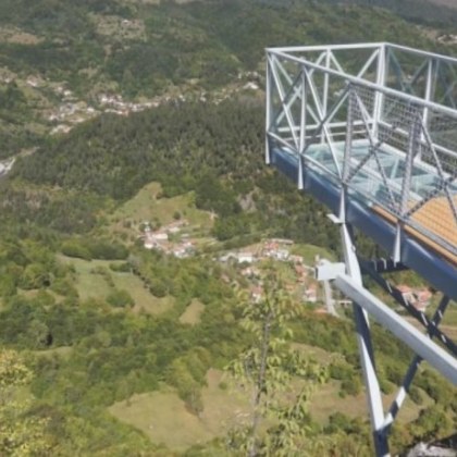 Предложение за брак на близо 1400 метра в Родопите