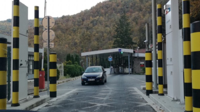 За Коледа и Нова година в Сърбия – трудна мисия. Ето ограниченията!