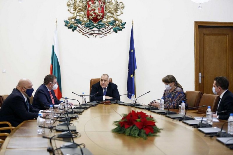 Премиерът Борисов: Антикризисната мярка 60/40 ще продължи до септември 2021 г.