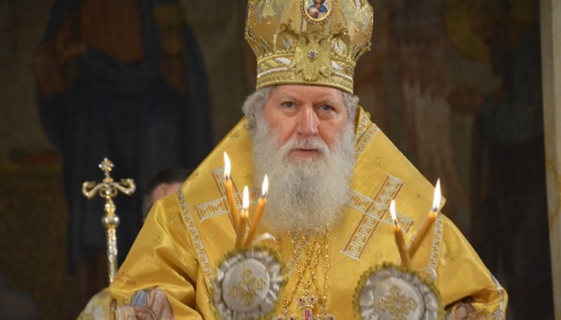 Патриарх Неофит отправи молитви за избавление на българския народ от пандемията