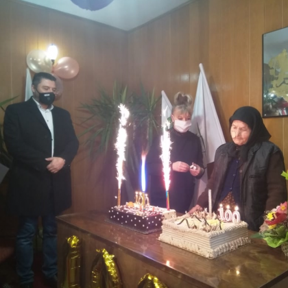 Столетничка от пловдивско село празнува век живот СНИМКИ
