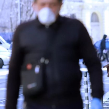 Какво предвещава платото. Пореден скок или затишие пред COVID буря?