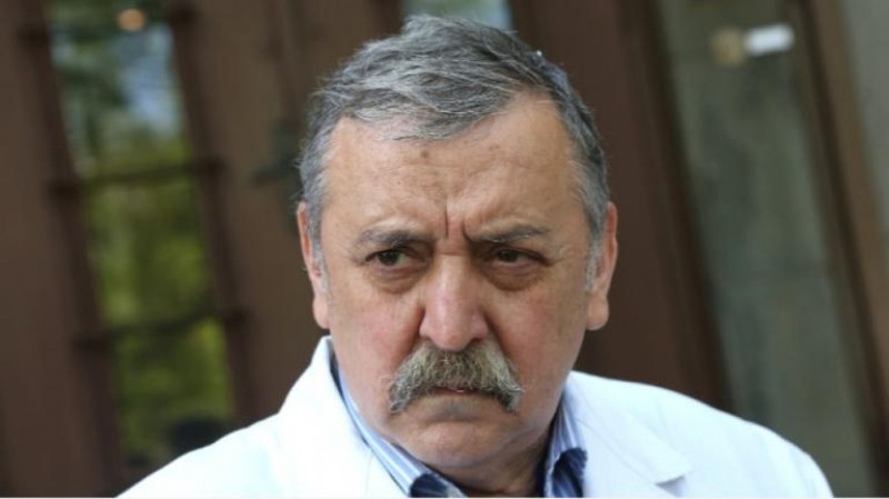 Кантарджиев категоричен: "Пфайзер" и "Модерна" борят британския щам!