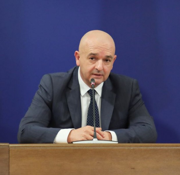 До април ще ваксинираме над 100 хил. човека