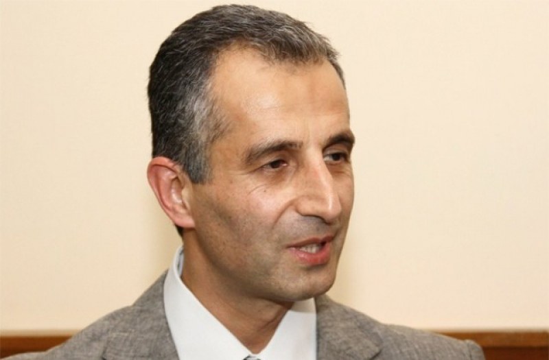 Ще стане ли д-р Заргар българин? Иранецът е шеф на болницата в Исперих