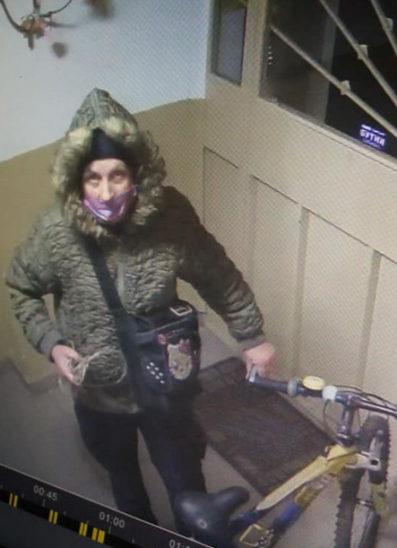 Нагла крадла задигна не един, а два велосипеда! СНИМКА