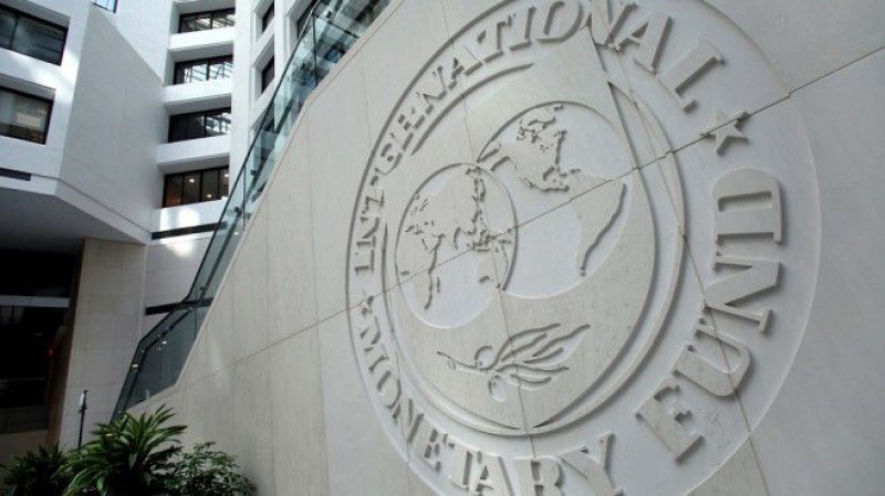 МВФ в доклад до властта: Подкрепете с пари бедните българи и бизнеса!