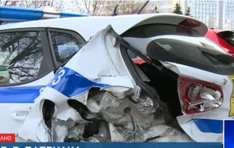 Инцидентът с патрулка и камион - заради заспал водач на автомобил