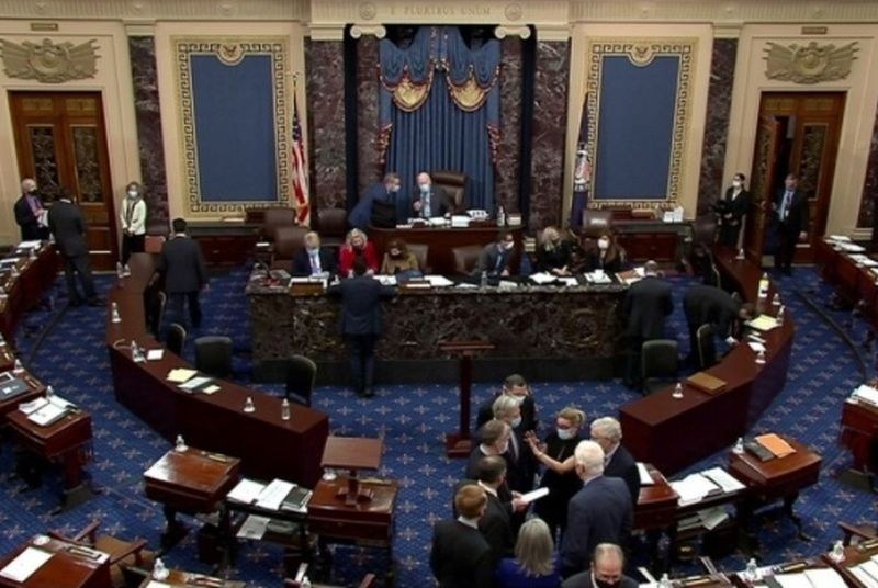 Тръмп победи! Сенатът гласува против импийчмънта му
