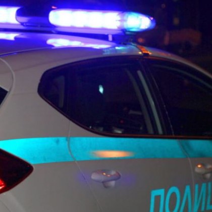 Мъж полетя от 13-тия етаж на блок в София