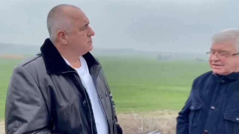 Понеделник вечер всички ще са на заведение