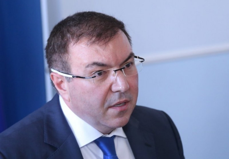 Министър Ангелов издаде нова ЗАПОВЕД! Ето какво забранява