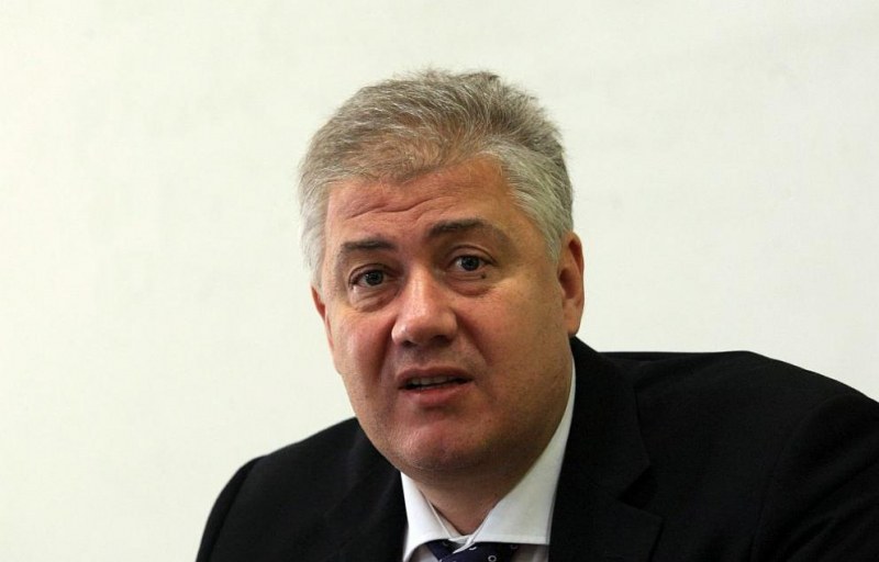 Задава ли се четвърта вълна на вируса?