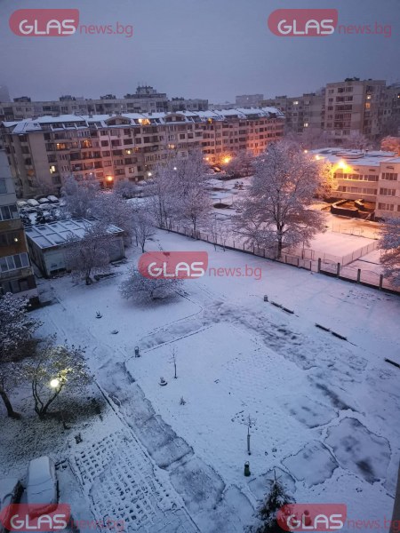 София осъмна в бяла премяна! Някъде ще навее и до 25 сантиметра СНИМКИ