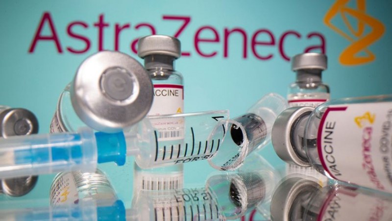 Смениха името на ваксината AstraZeneca!