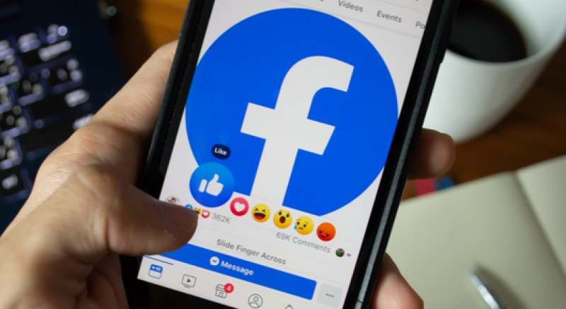 Социалната мрежа Facebook въвежда нов начин за управление на коментарите