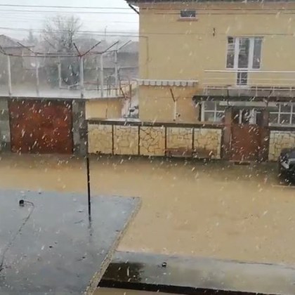 Градушка удари село край Пловдив!