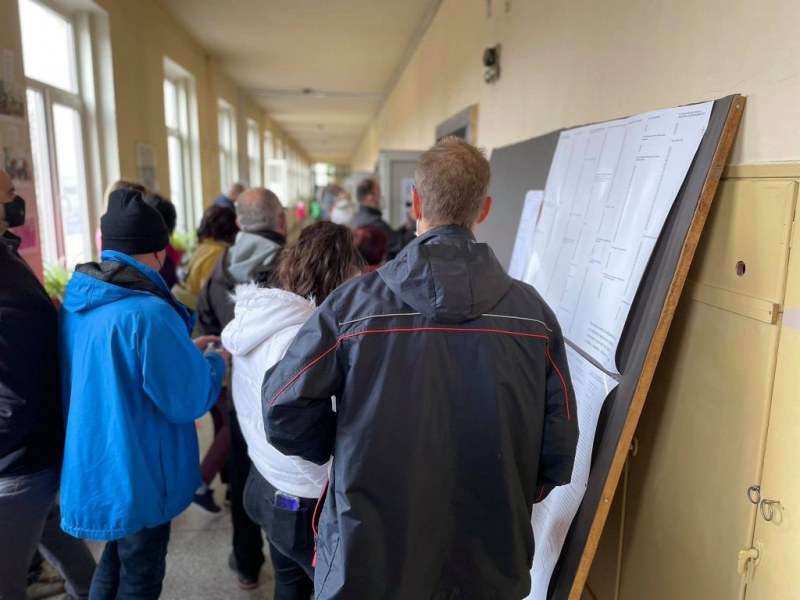 ЦИК пресметна към 17 часа: 39,9% изборна активност. Ниска е!