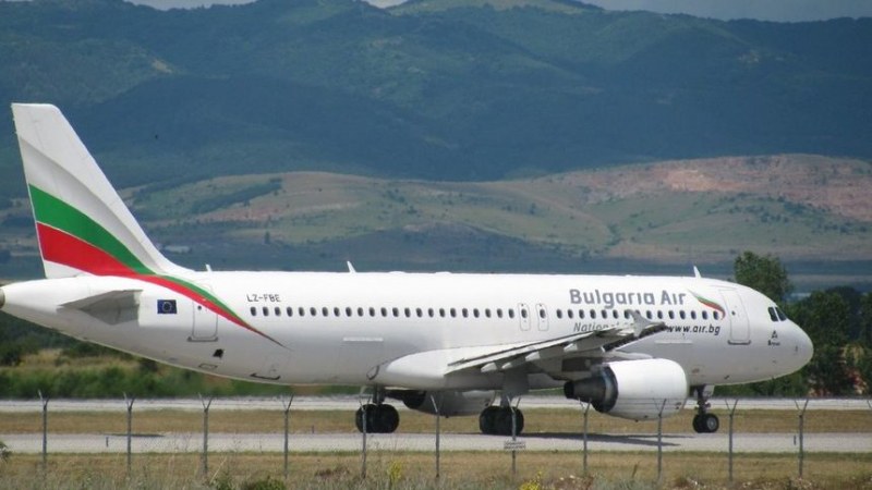 Самолет на Bulgaria air не излетя от Франция! Откриха проблем в уплътнението