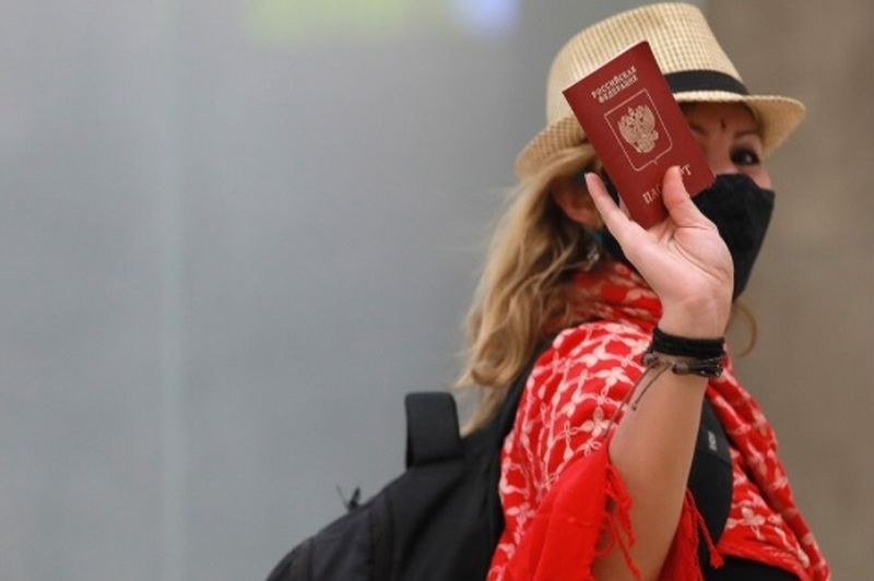 България спешно да започне да издава визи на руски туристи!