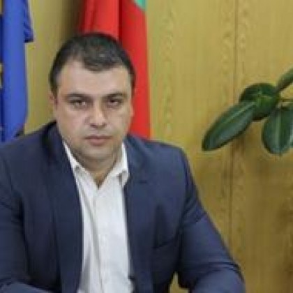 Твърдо заставам до служителите на ръководената от мен областна дирекция