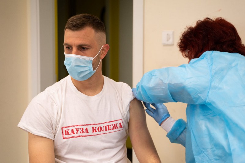 Ваксинираха играчите и служителите на Ботев СНИМКИ
