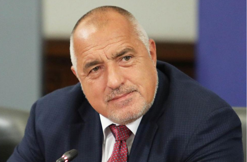 Бойко Борисов депозира оставката на ръководения от него Министерски съвет