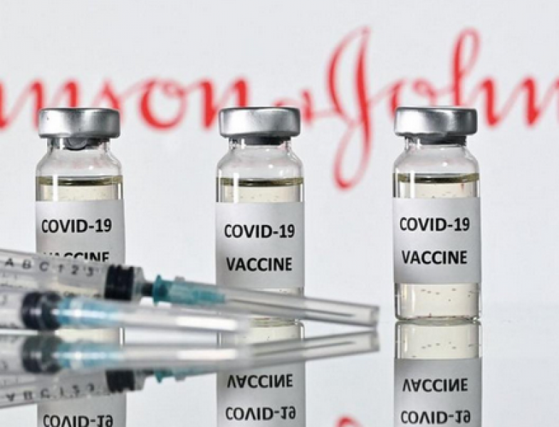 Гърция временно няма да ваксинира с препарата на 