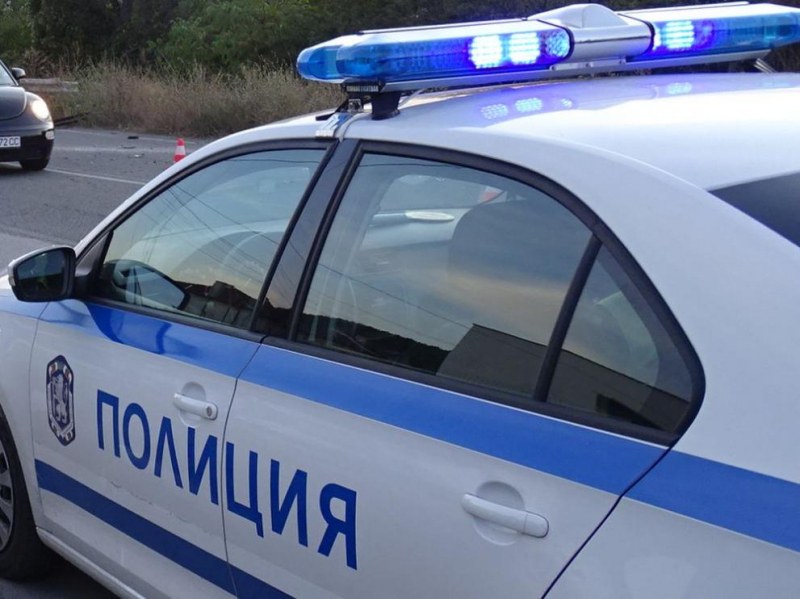 Мъртвопиян шофьор блъсна човек, изчака полицията! Не можел да избяга