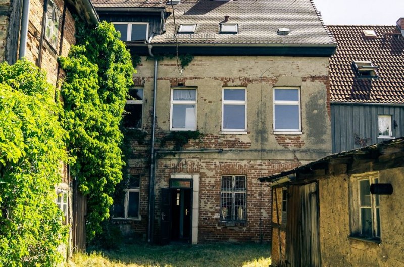 1000 евро на месец и безплатна къща? Германско градче ги дава