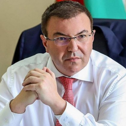 Ваксинационни пунктове ще работят с удължено работно време