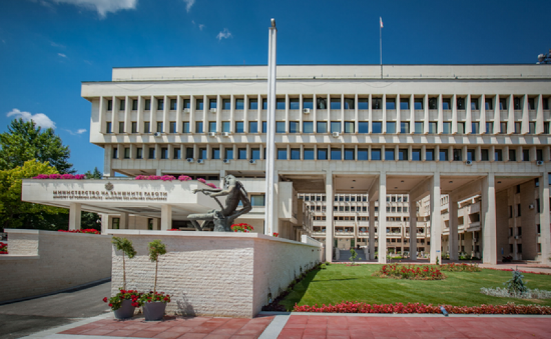 Португалия отменя карантината за българи
