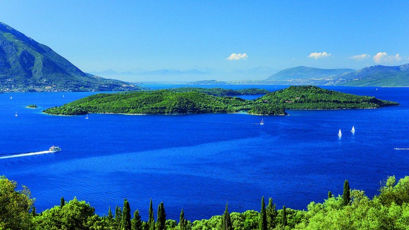 Остров в Гърция ще предлага 7-дневна почивка за 1 млн. евро