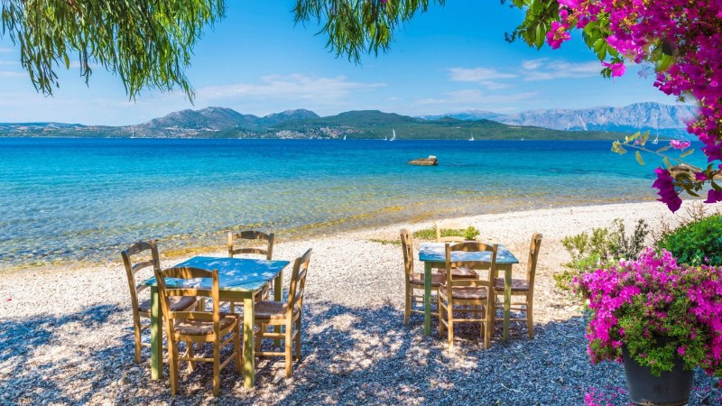 Почивката в Гърция ще е безопасна – ако е на остров