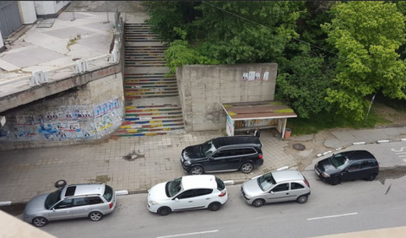 Черен джип се 