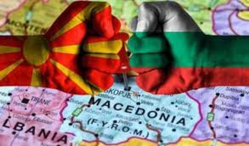 Северна Македония не иска да стои с единия крак извън Евроатлантика