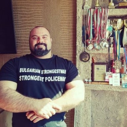 Пловдивчанин ще тегли 85-тонен локомотив за рекорд на