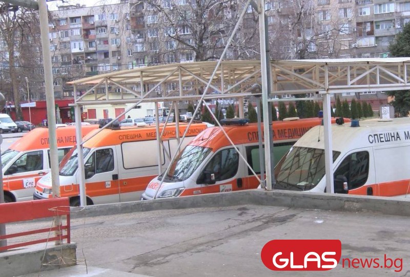 Намериха тялото на жена в тревни площи, скочила е от 9-тия етаж
